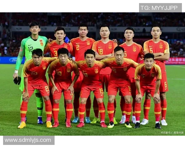 成都足球队转型之路揭秘：从地方球队到城市联赛的崛起与挑战